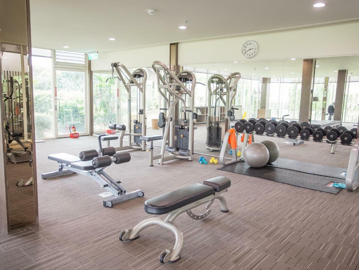フレッシュフィールズ ホテル 台中市 エクステリア 写真 A gym in a hotel