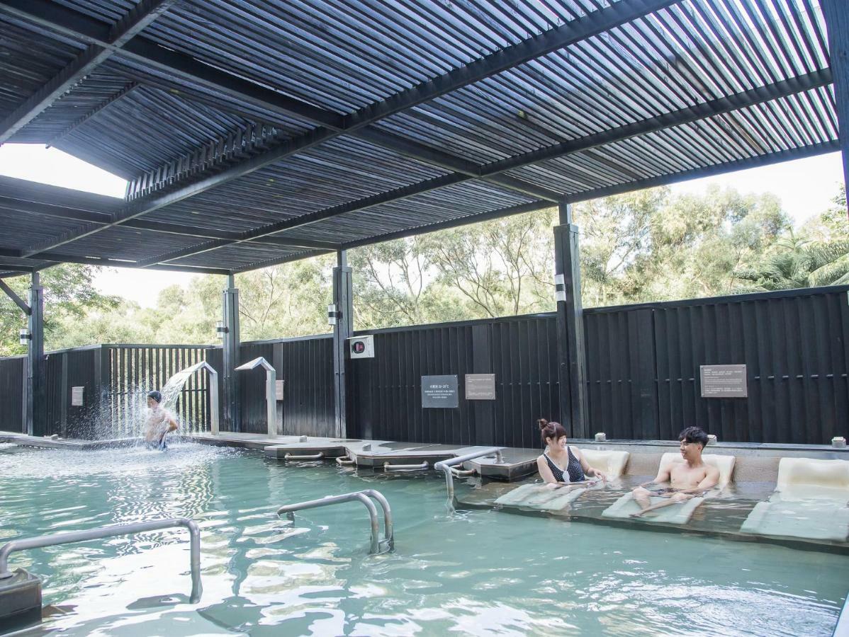 フレッシュフィールズ ホテル 台中市 エクステリア 写真 A modern onsen in Japan