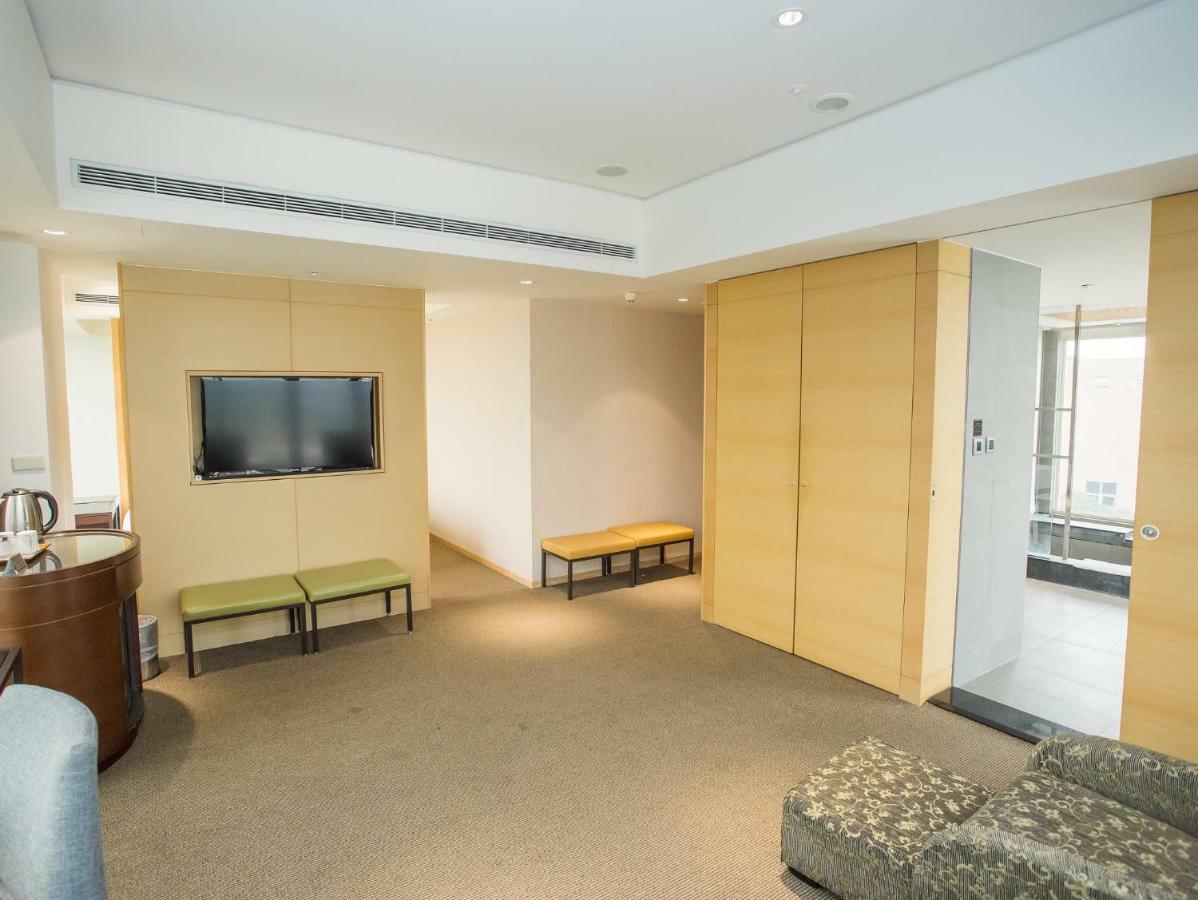 フレッシュフィールズ ホテル 台中市 エクステリア 写真 A room at the hospital