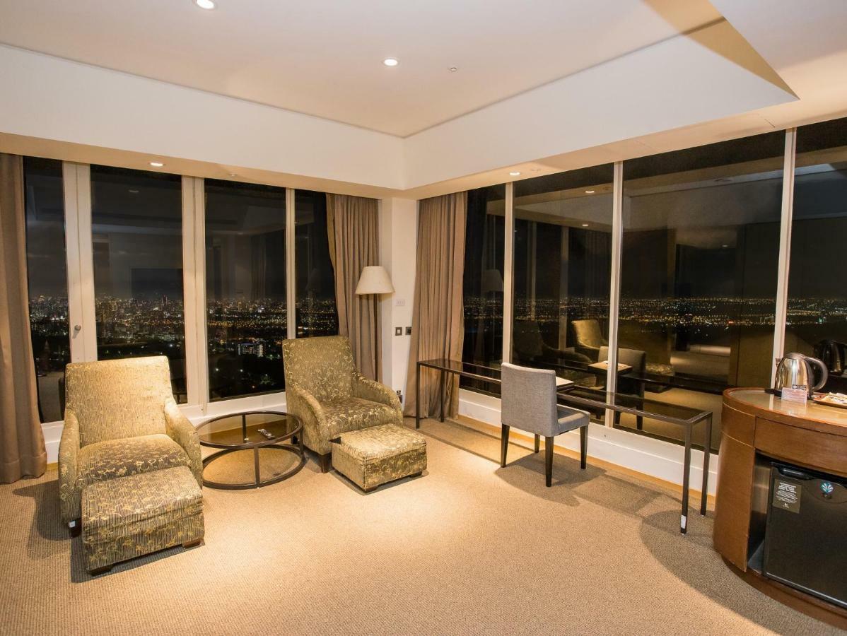 フレッシュフィールズ ホテル 台中市 エクステリア 写真 A suite at the Ritz-Carlton, Dubai