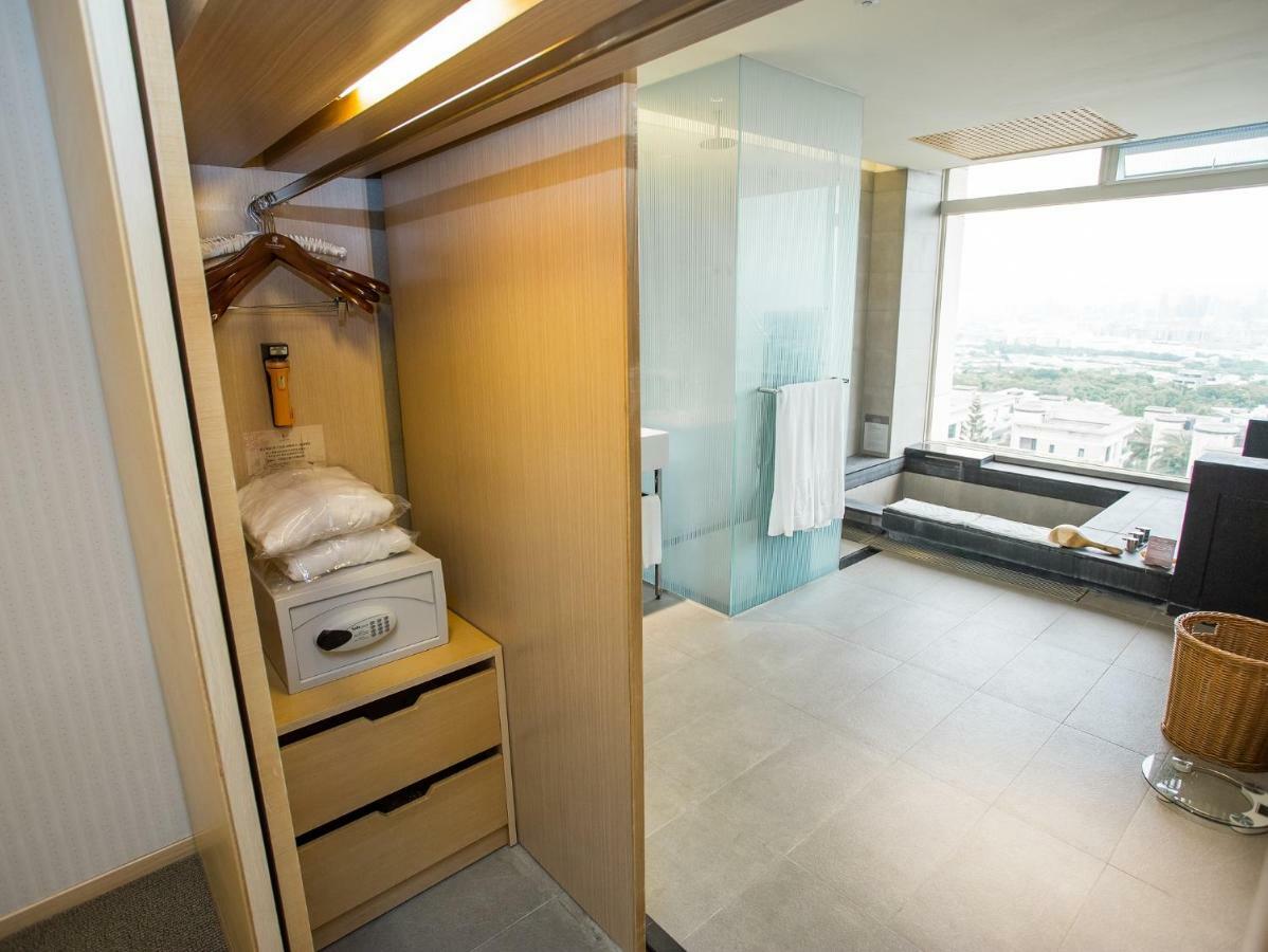 フレッシュフィールズ ホテル 台中市 エクステリア 写真 A room at the hotel