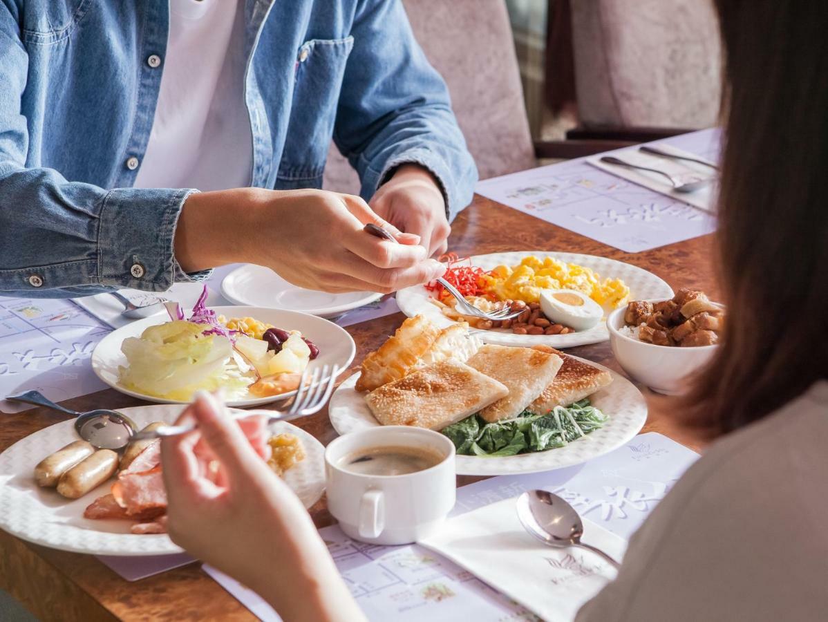 フレッシュフィールズ ホテル 台中市 エクステリア 写真 Israeli cuisine